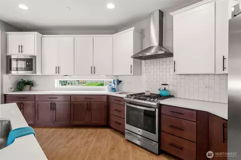 Kitchen - 23240 46th Ave E, Spanaway, WA 98387 photo 4 of 4