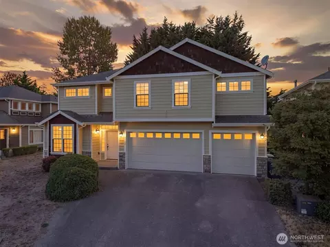4129 NE 9th Pl, Renton, WA 98059