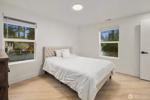 Bedroom - 11124 29th Dr SE, Everett, WA 98208 photo 3 of 4