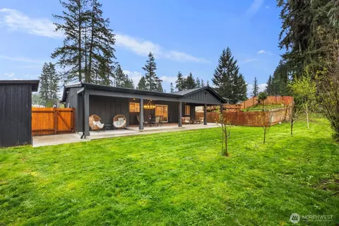 Exterior - 11124 29th Dr SE, Everett, WA 98208 photo 4 of 6