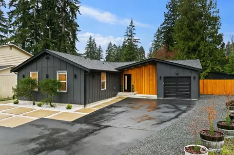 Exterior - 11124 29th Dr SE, Everett, WA 98208 photo 6 of 6
