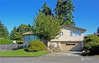 4760 116th Ave SE, Bellevue, WA 98006