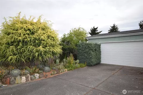 Exterior - 980 N Starboard Way, Sequim, WA 98382 photo 4 of 4