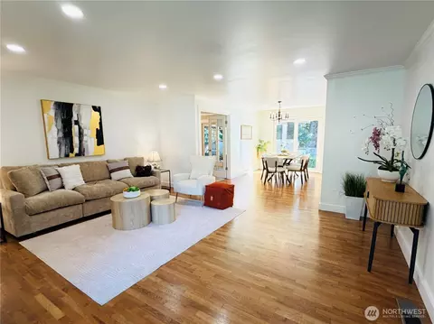 Living - 10509 NE 197th St, Bothell, WA 98011 photo 3 of 6