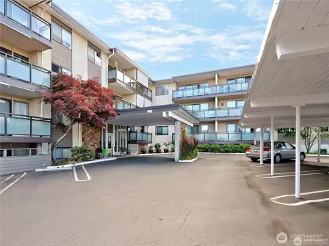 510 Forsyth Ln #210, Edmonds, WA 98020