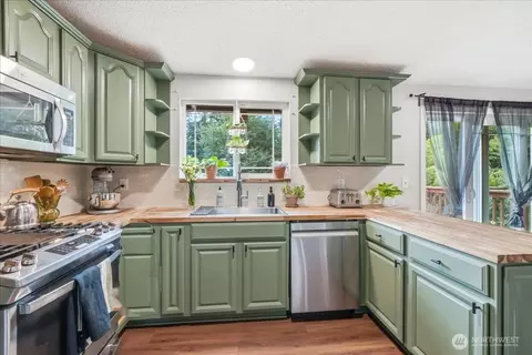 Kitchen - 1013 187th St E, Spanaway, WA 98387 photo 3 of 3
