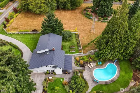 16207 NE 165th St, Woodinville, WA 98072