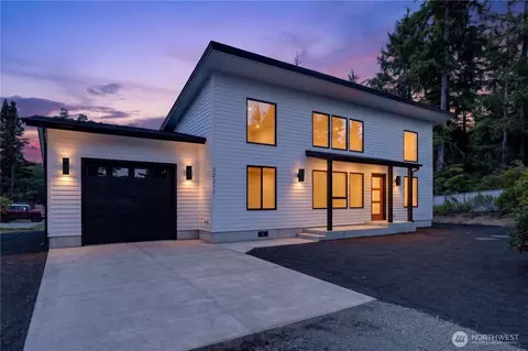 32311 N Pl, Ocean Park, WA 98640