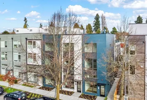 6014 California Ave SW #C, Seattle, WA 98136