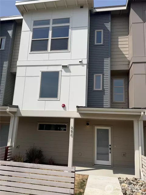 680 W Kline Rd, Bellingham, WA 98226