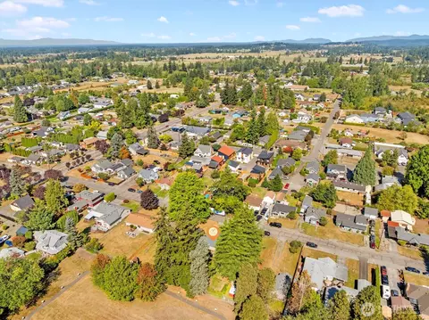 View/Area - 1444 Merritt Ave, Enumclaw, WA 98022 photo 3 of 3