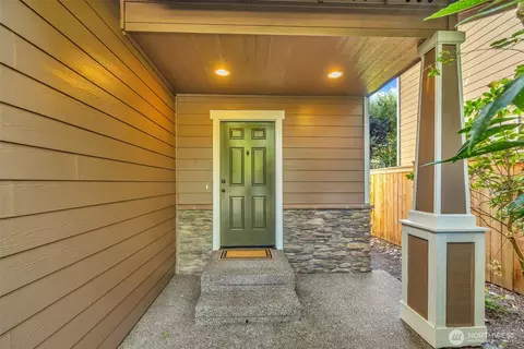 Exterior - 126 197th St SW, Bothell, WA 98012 photo 2 of 2
