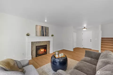 Living - 126 197th St SW, Bothell, WA 98012 photo 2 of 4