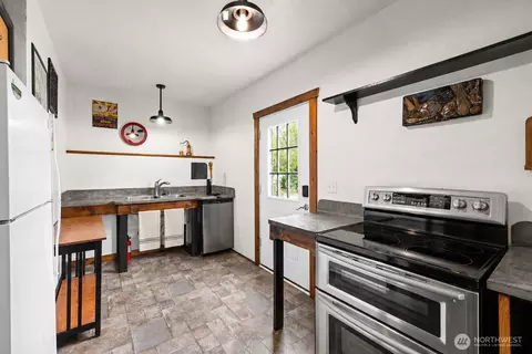 Kitchen - 330 Bell Bottom Rd, Sequim, WA 98382 photo 2 of 3
