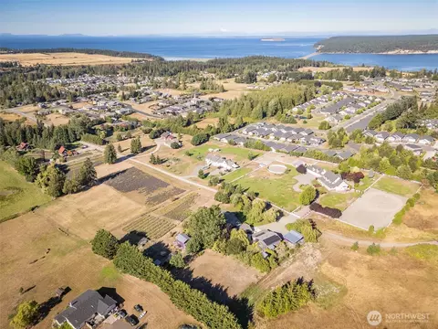 View/Area - 330 Bell Bottom Rd, Sequim, WA 98382 photo 2 of 3