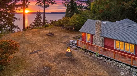 17932 Marine Dr, Stanwood, WA 98292