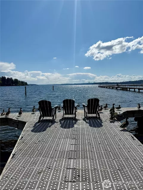 9715 NE Juanita Dr #B107, Kirkland, WA 98034