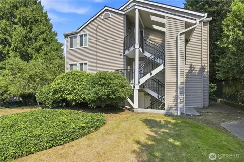 12024 100th Ave NE #P101, Kirkland, WA 98034