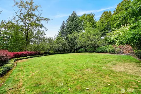 Exterior - 10709 Valley View Rd #C103, Bothell, WA 98011 photo 5 of 6