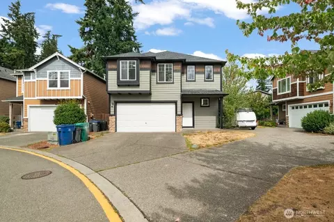 907 141st Pl SW, Lynnwood, WA 98087