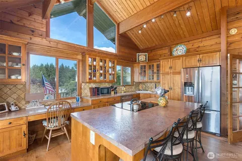 Kitchen - 4629 Happy Valley Rd, Sequim, WA 98382 photo 1 of 2