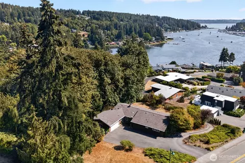 9309 Peacock Hill Ave, Gig Harbor, WA 98332