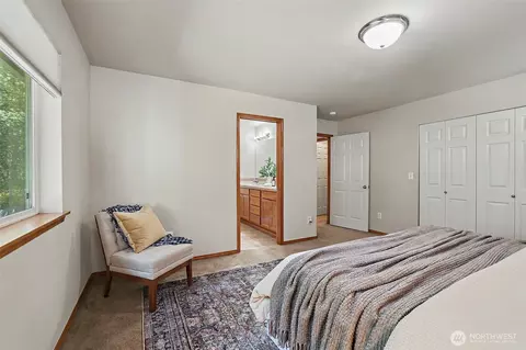 Bedroom - 4011 160th Pl SE, Bothell, WA 98012 photo 6 of 6