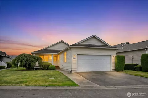 1138 Lopez Ln, Burlington, WA 98233