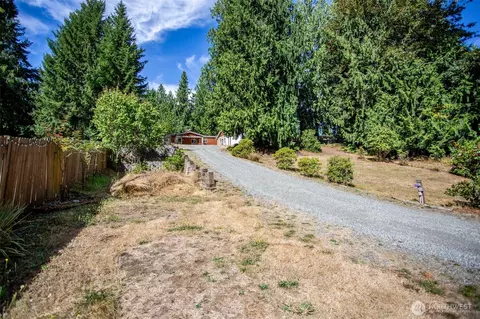 Exterior - 18716 215th Ave E, Orting, WA 98360 photo 9 of 11