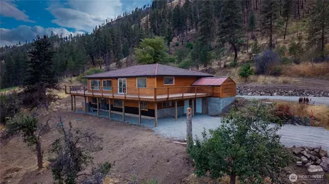 1941 Highway 153, Carlton, WA 98814