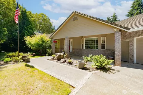 10800 NW 13th Pl, Salmon Creek, WA 98685