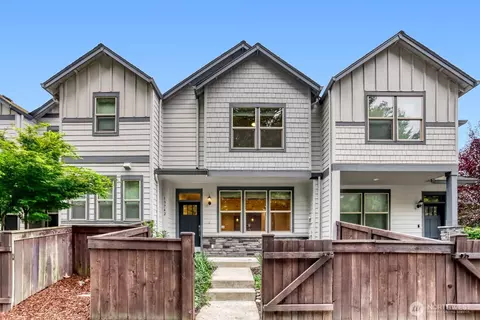 13742 NW 7th Ave, Vancouver, WA 98685