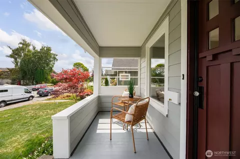 Exterior - 2018 Oakes Ave, Everett, WA 98201 photo 5 of 11