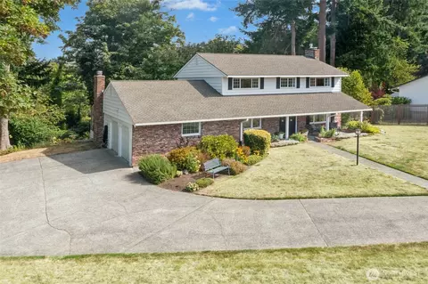 12406 SE 47th St, Bellevue, WA 98006