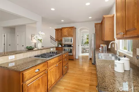 Kitchen - 4109 223rd Pl SE, Bothell, WA 98021 photo 3 of 3