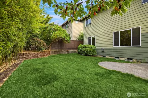 Exterior - 4109 223rd Pl SE, Bothell, WA 98021 photo 6 of 6