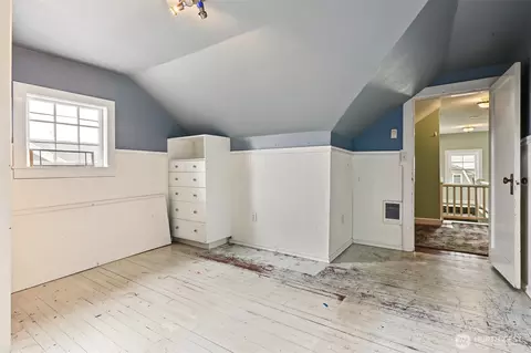 Bedroom - 1010 Rucker Ave, Everett, WA 98201 photo 7 of 9