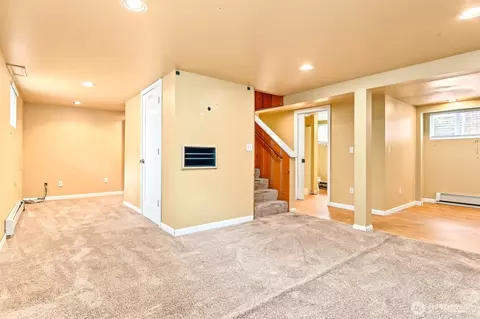Living - 1010 Rucker Ave, Everett, WA 98201 photo 4 of 4