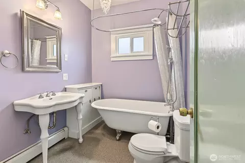 Bath - 1010 Rucker Ave, Everett, WA 98201 photo 2 of 5