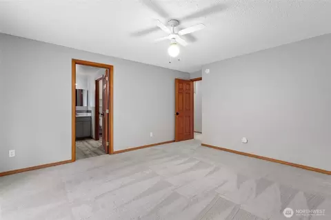 Bedroom - 28620 SE 464th Ct, Enumclaw, WA 98022 photo 2 of 5