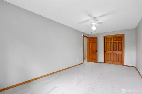 Bedroom - 28620 SE 464th Ct, Enumclaw, WA 98022 photo 5 of 5
