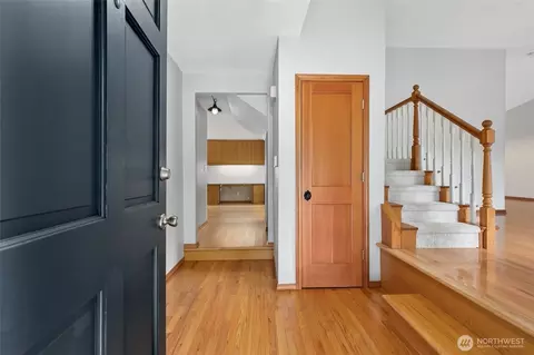 Entry Way - 28620 SE 464th Ct, Enumclaw, WA 98022 photo 1 of 1