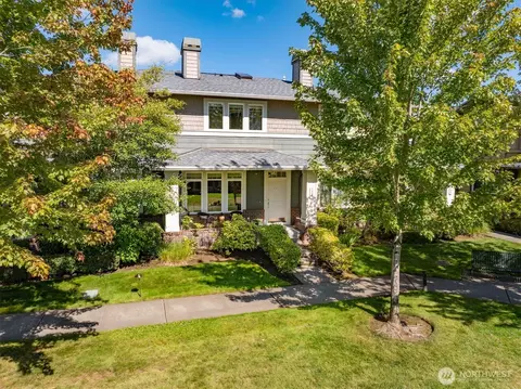 1804 10th Ave NE #1320, Issaquah, WA 98029