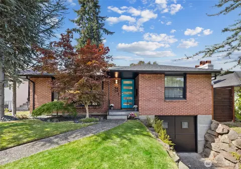 3429 40th Ave W, Seattle, WA 98199