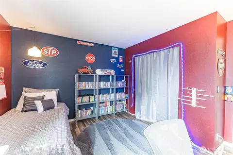 Bedroom - 114 Lane Blvd NE, Orting, WA 98360 photo 3 of 6
