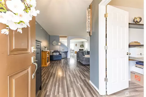 Entry Way - 114 Lane Blvd NE, Orting, WA 98360 photo 1 of 2