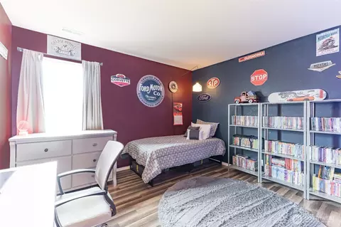 Bedroom - 114 Lane Blvd NE, Orting, WA 98360 photo 2 of 6
