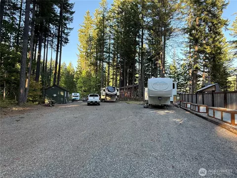139 Sherwood Ln, Packwood, WA 98361