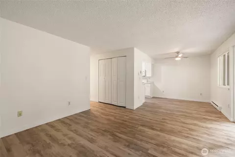 Living - 3909 Mason Loop Rd, Tacoma, WA 98409 photo 5 of 6