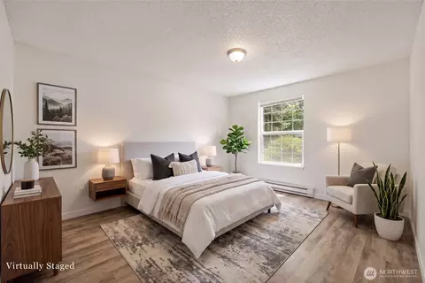 Bedroom - 3909 Mason Loop Rd, Tacoma, WA 98409 photo 1 of 3